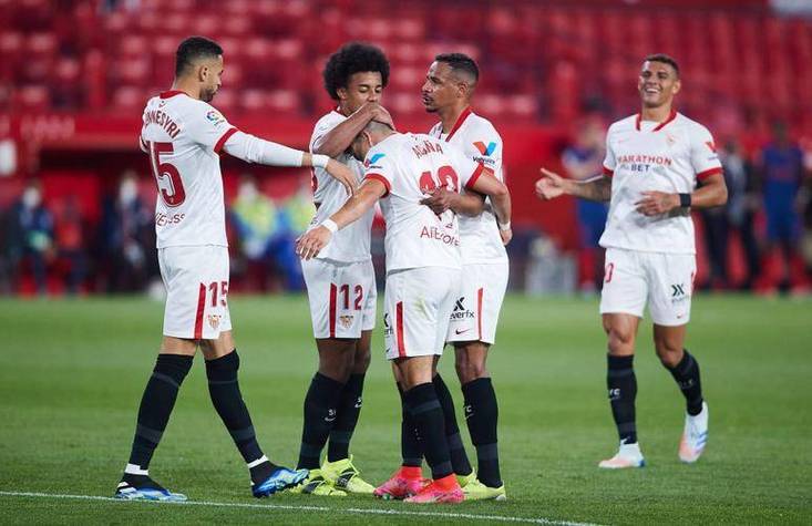 杏彩体育官方入口-包含萨索罗告捷，彻底摆脱保级魔咒，锁定下赛季资格的词条