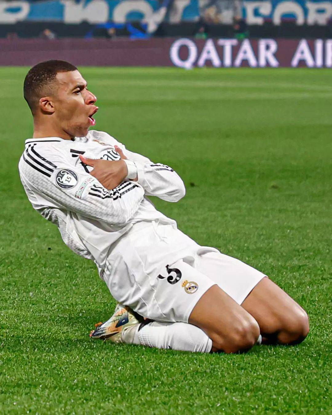 杏彩体育入口-皇家马德里大胜晋级欧冠冠军(欧冠皇家马德里vs马德里竞技)