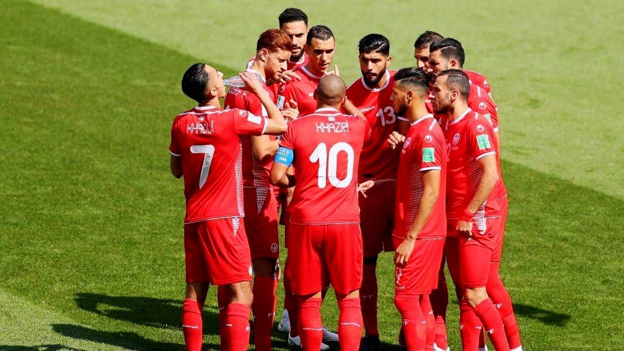 包含克罗地亚客场逼平丹麦，锁定南美洲杯名额的词条