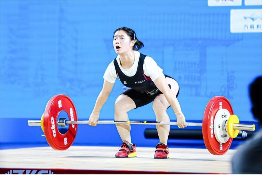 杏彩体育中国官网-中国选手在举重比赛中夺得金牌(中国选手在举重比赛中夺得金牌是哪一年)