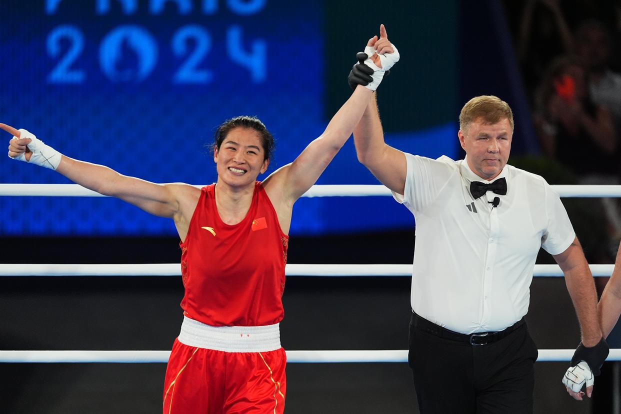 中国选手在举重比赛中夺得金牌(中国选手在举重比赛中夺得金牌是哪一年)