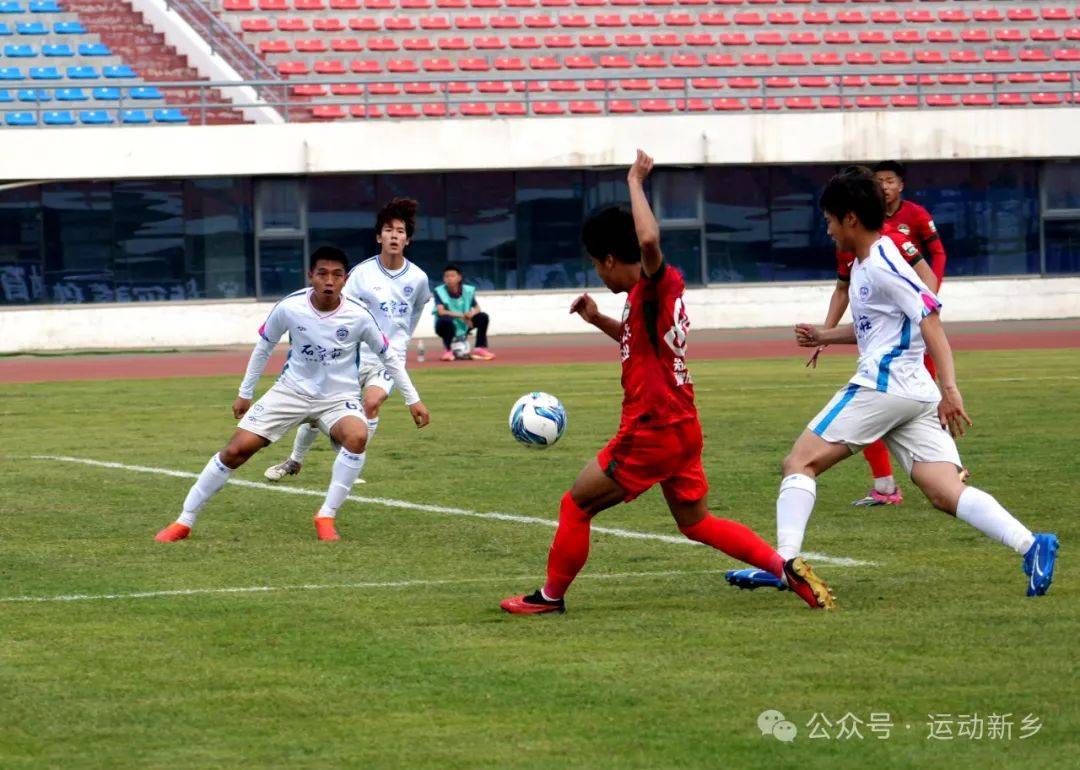 杏彩体育地址-鲁尔主场告捷，取得联赛连胜(鲁尔主场告捷,取得联赛连胜冠军)