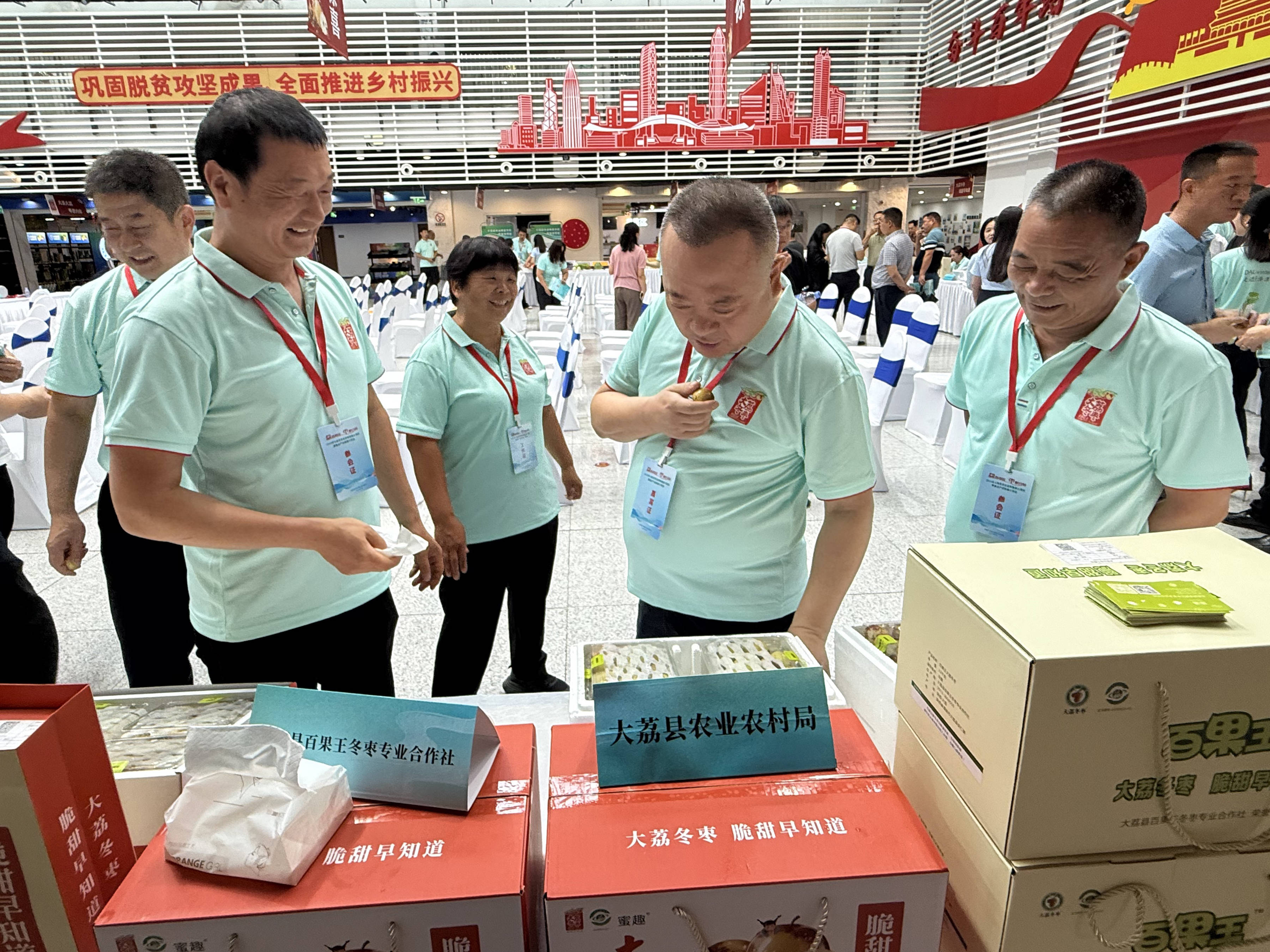 包含合作奏响胜利乐章,团队氛围浓烈的词条 包含合作奏响胜利乐章,团队氛围浓烈的词条