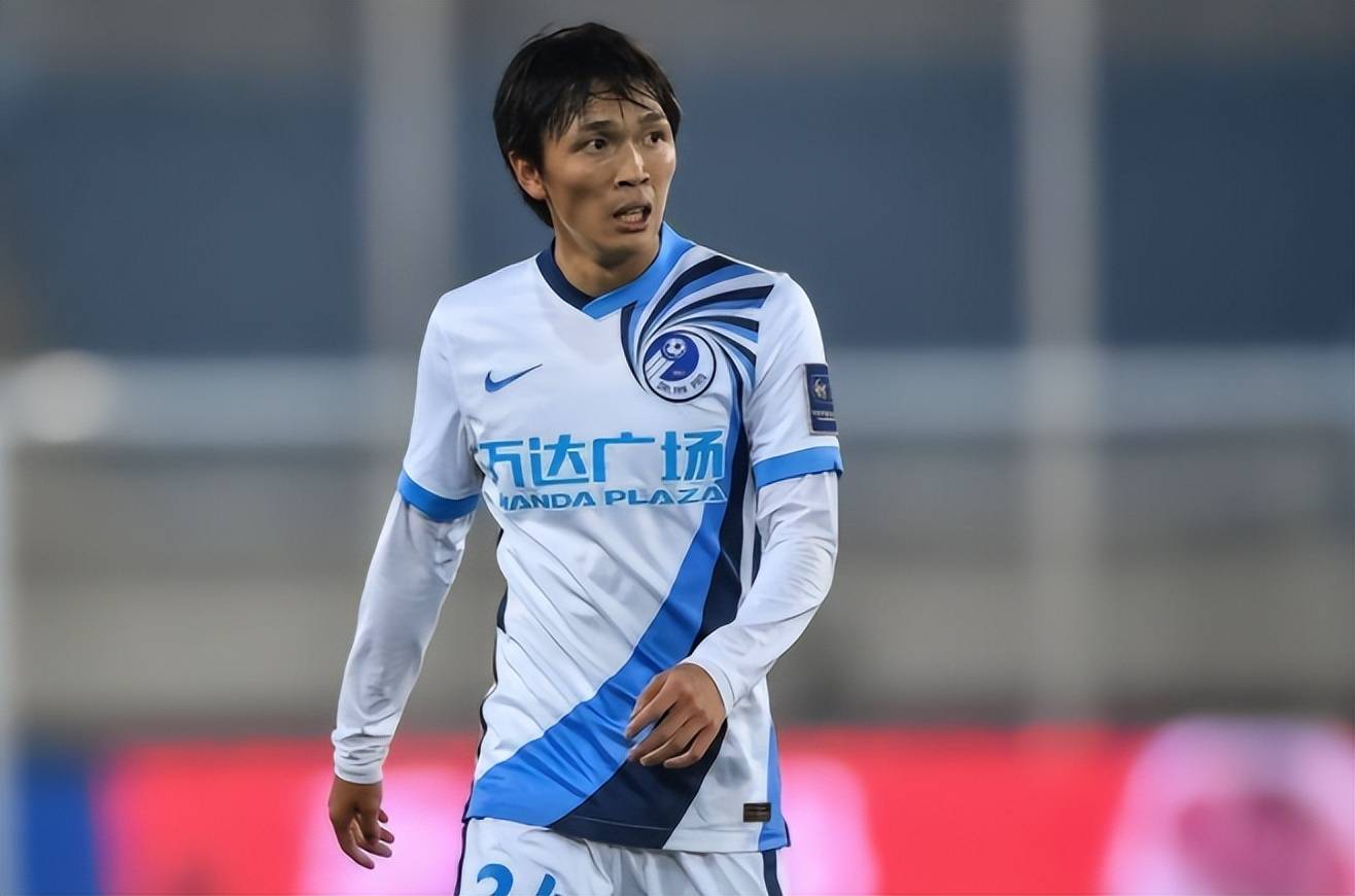 杏彩体育登录-阿根廷国脚马琴传出离队消息，引发球迷热议的简单介绍