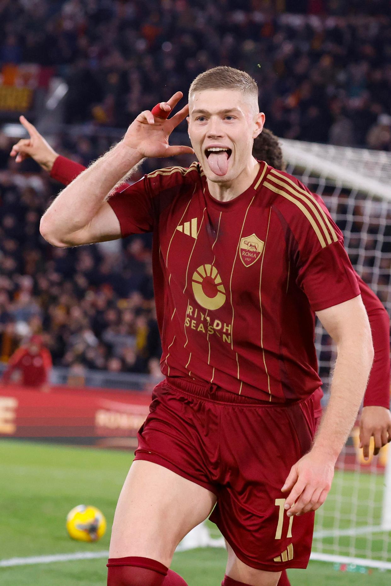 关于罗马主场大获全胜，球员表现火爆的信息