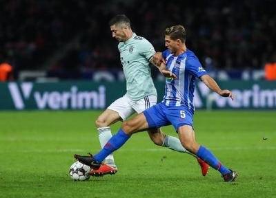 杏彩体育链接-沙尔克04前锋连续进球，成为热门话题的简单介绍