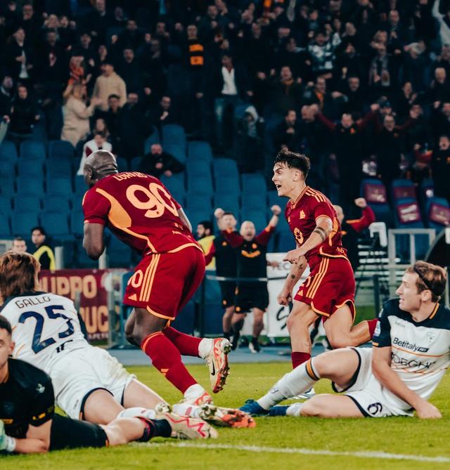 策略精准！教练战术妙用，球队逆转胜利的简单介绍