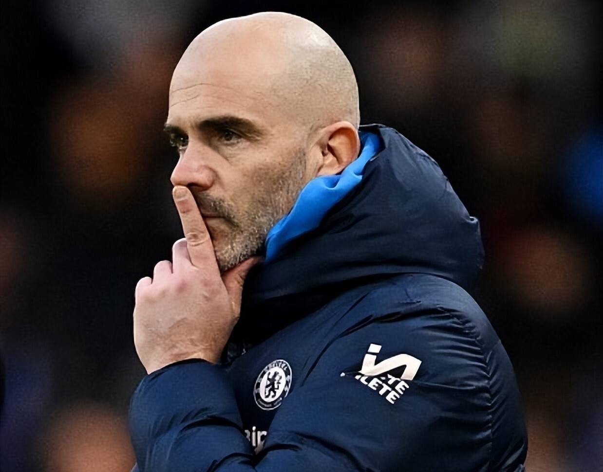 切尔西后卫怒斥主帅,团队危机! 切尔西后卫怒斥主帅,团队危机!