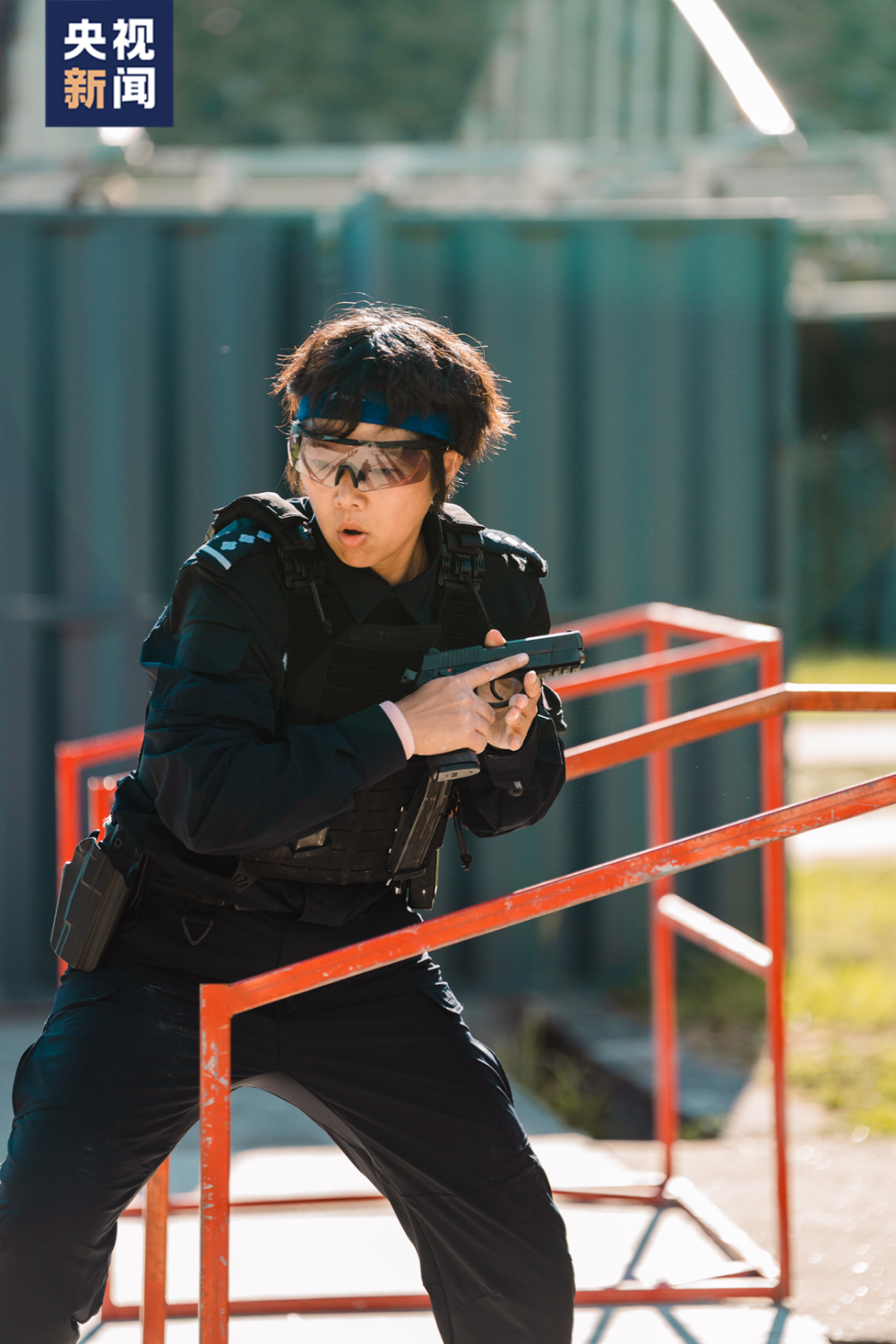 杏彩体育地址-射击比赛中枪手稳定发挥，力争晋级决赛