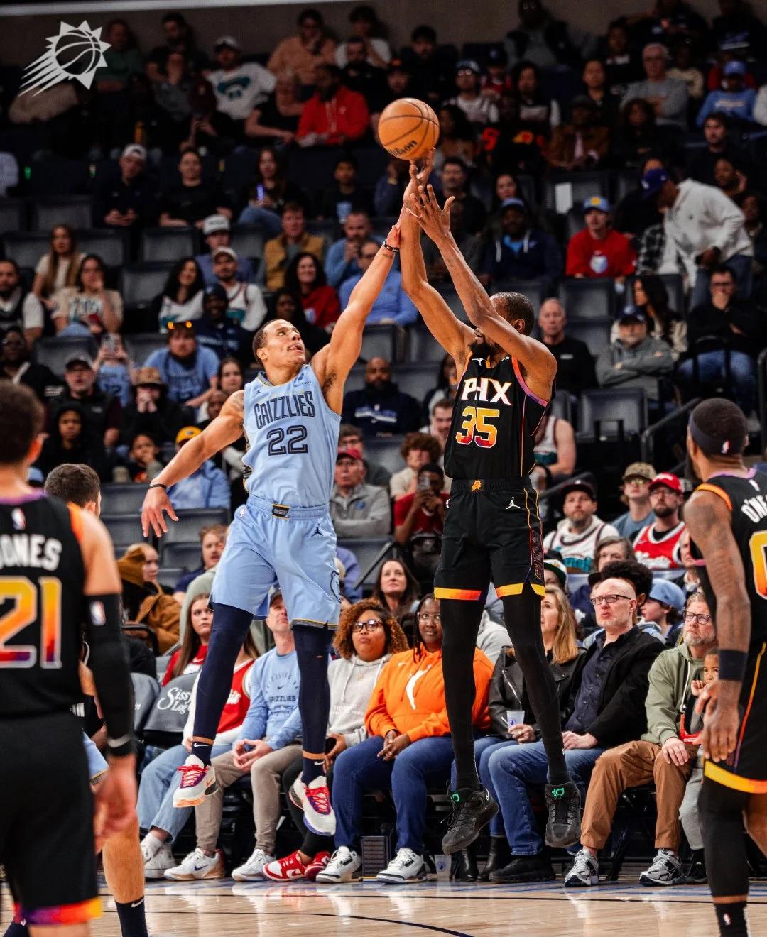 尼克斯惨败篮网,杜兰特轻松取胜 尼克斯惨败篮网,杜兰特轻松取胜