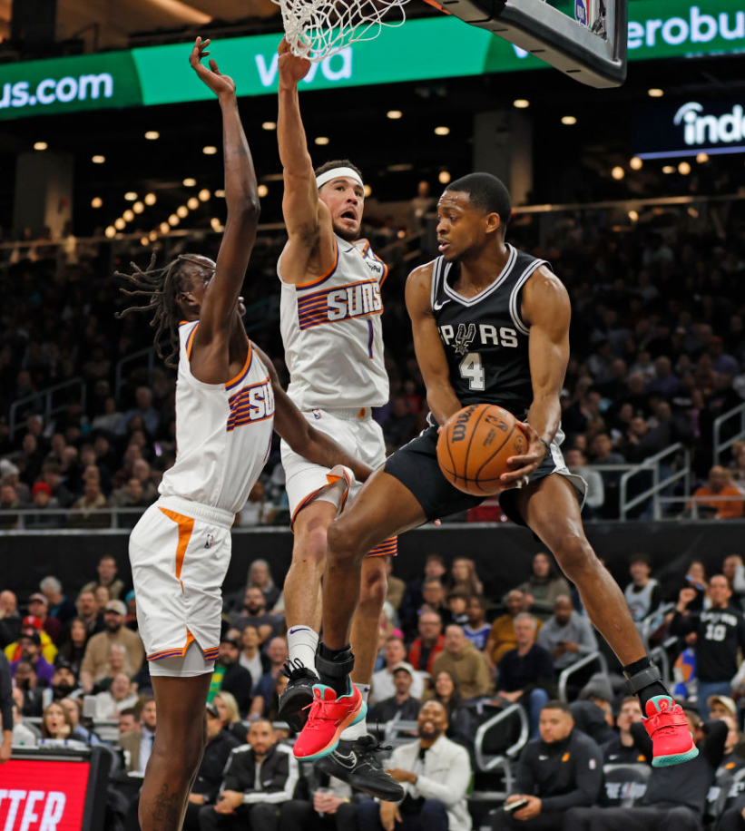 关于开拓者横扫马刺,取得连胜的信息 关于开拓者横扫马刺,取得连胜的信息