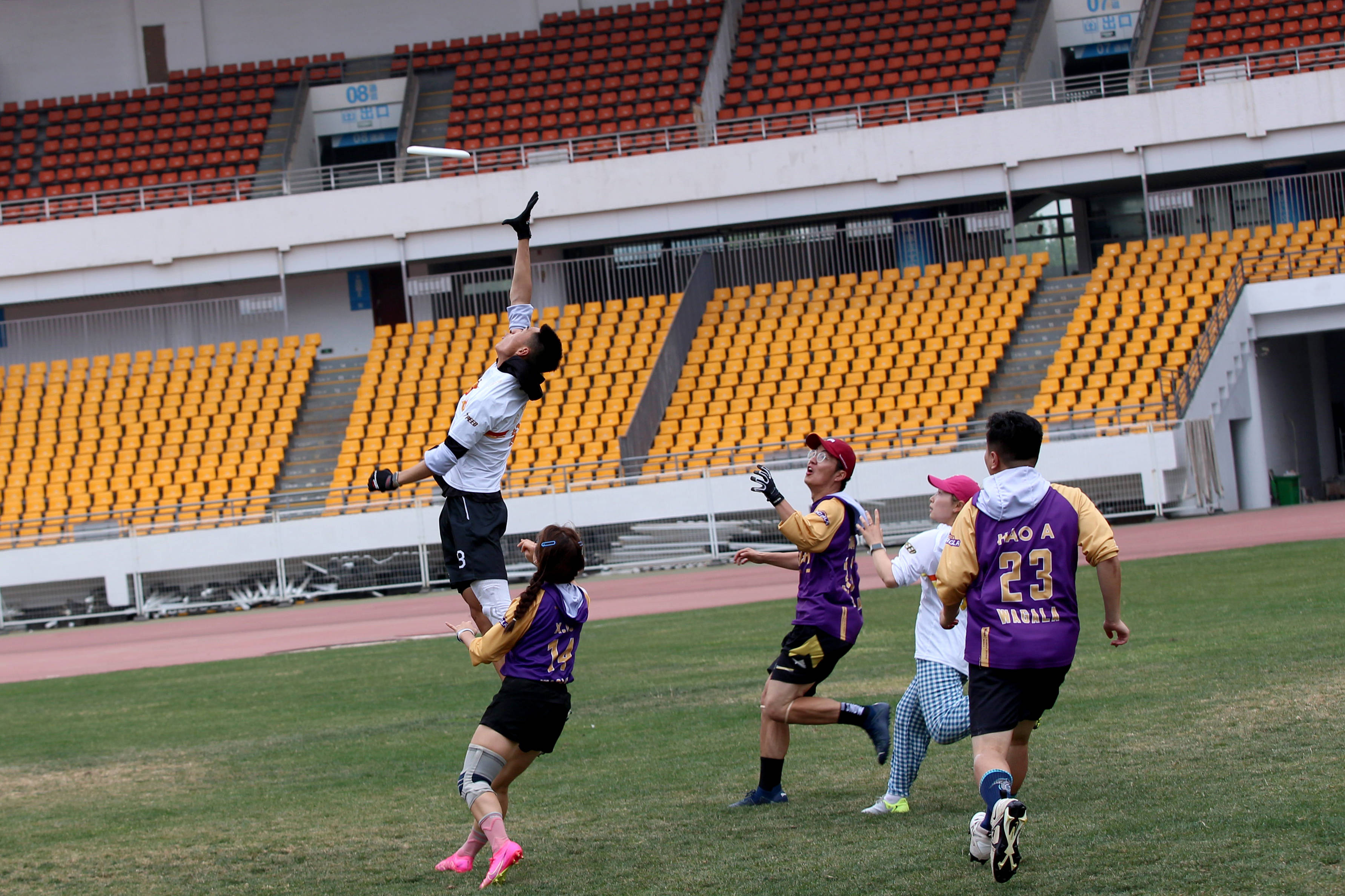 绝对精彩!热门体育赛事燃情上演 绝对精彩!热门体育赛事燃情上演